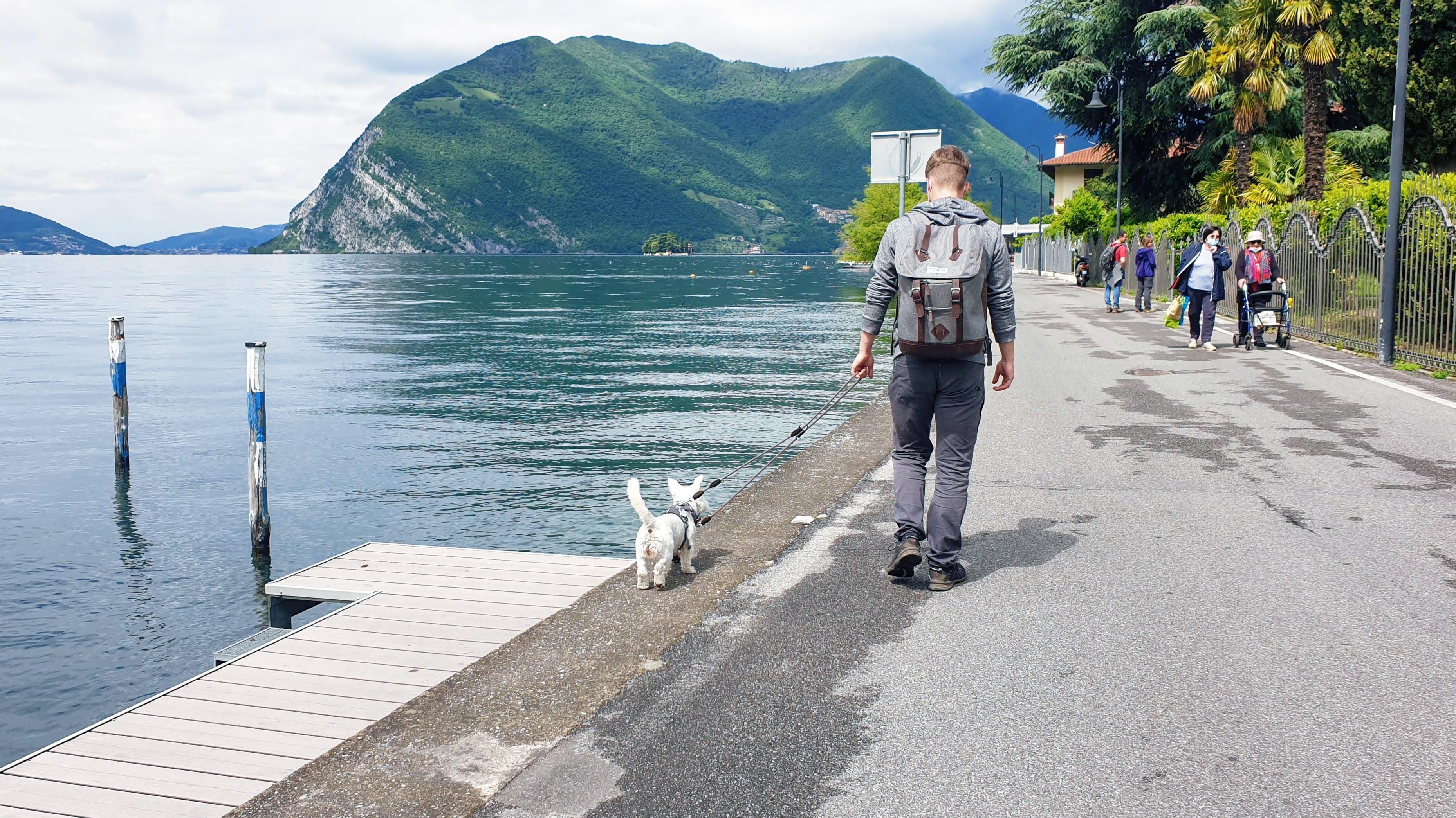 Kris and Leeloo on a path on Monte Isola